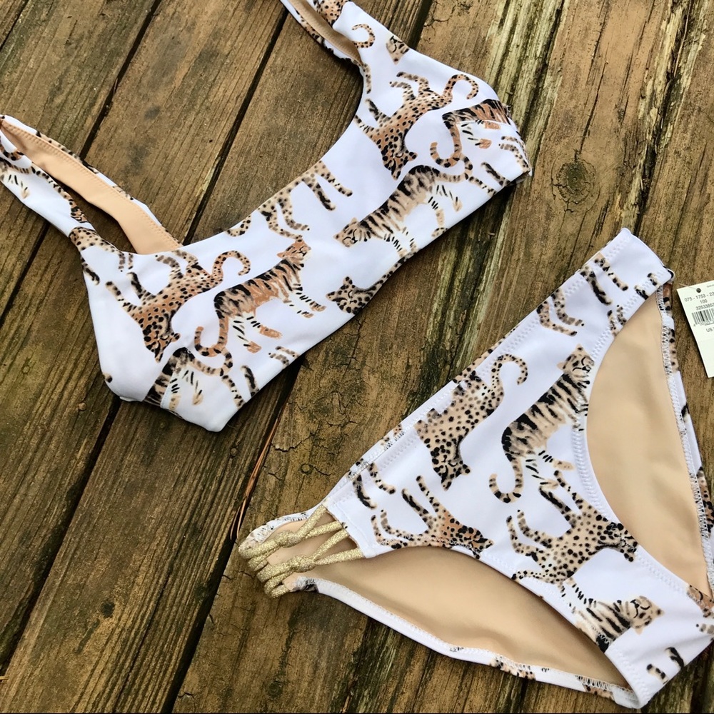 NWT Aerie Jungle Cat Bikini